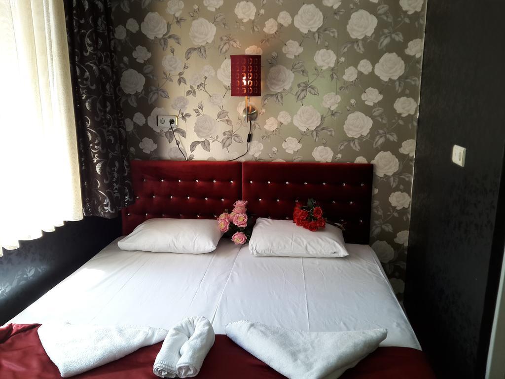 Hotel Kaya Истанбул Екстериор снимка