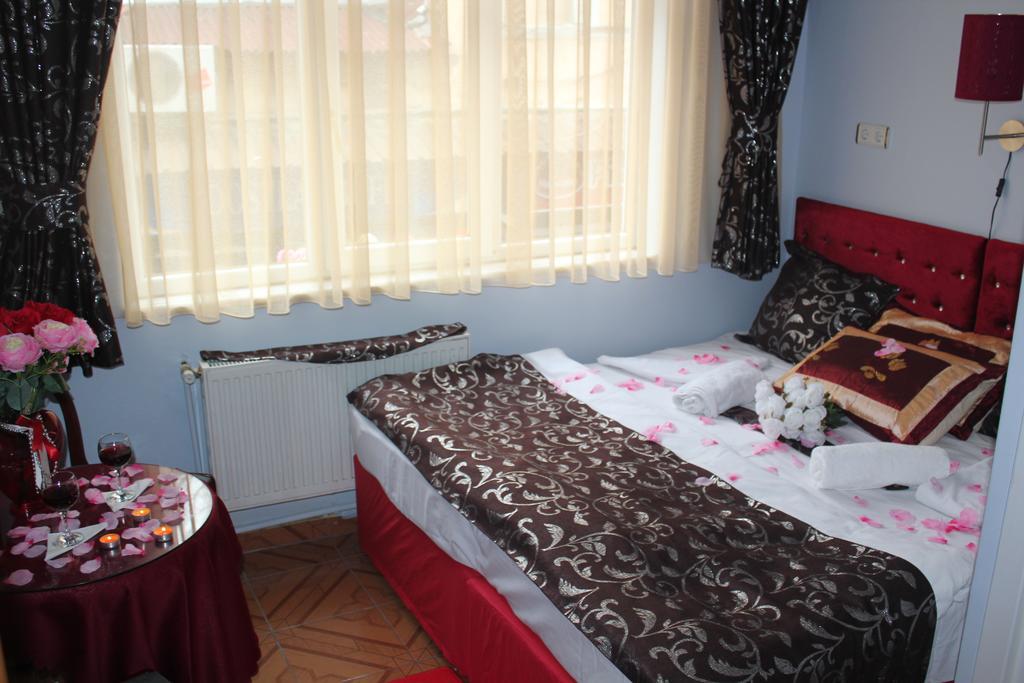 Hotel Kaya Истанбул Екстериор снимка
